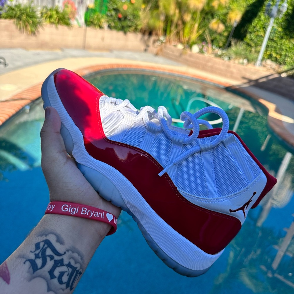 Jordan 11 cherry - Picture 5 of 5
